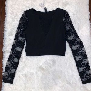 Blouse w/Lacey long sleeves ~ Black